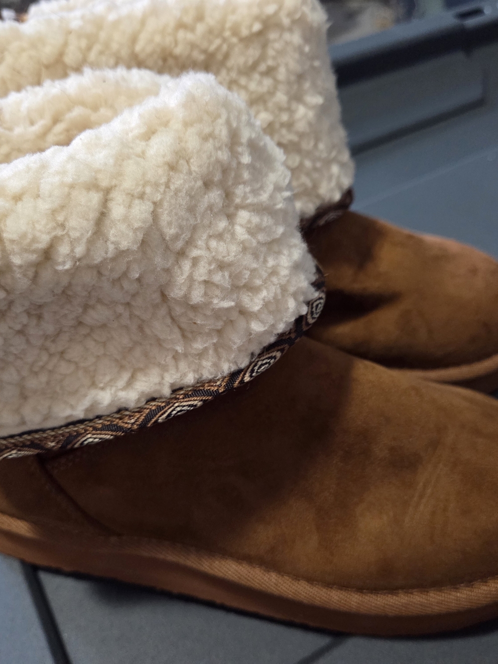 Womens Muk Luks Brown Suede Ankle Booties with Cream Sherpa Cuff